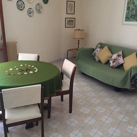 Degio Holiday Home Галлиполи Номер фото